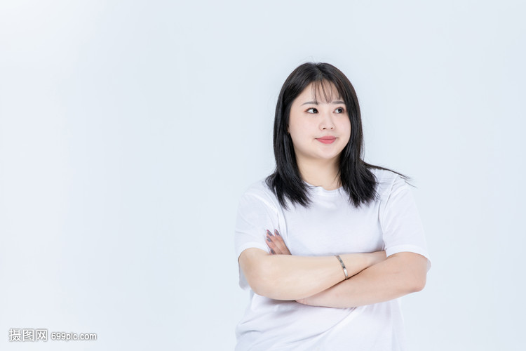 胖女生回事情绪有怎么黑眼圈女生图片