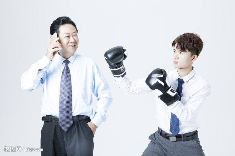 商务竞争对抗拳击