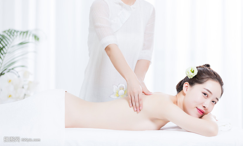 女性养生SPA肩颈按摩