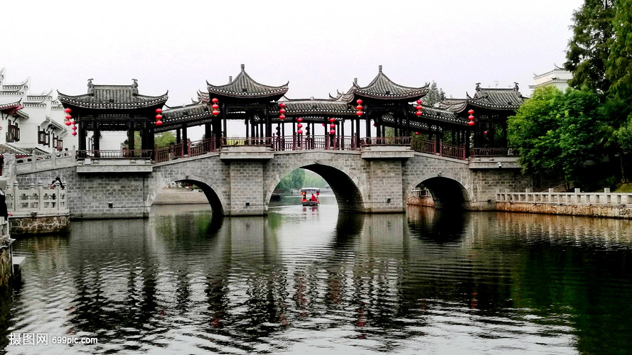 安徽合肥休闲游玩景点三河古镇鹊渚廊桥