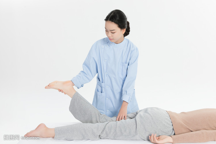 美女给局部v美女脚美女a美女型技师图片