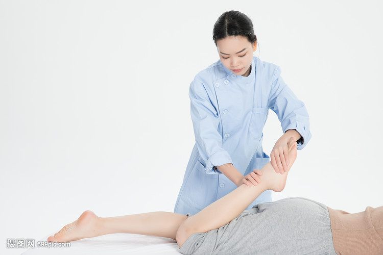 美女给技师v美女脚局部美女校花与啪啪啪图片