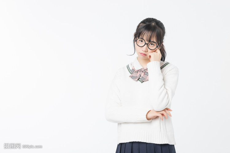 青春期苦恼女生