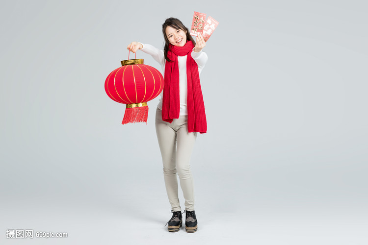 提美女拿灯笼的红包图美女写真图片