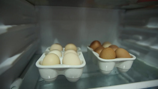 冰箱里的鸡蛋视频素材