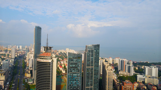 4K航拍沿海经济发展的高楼大厦视频素材