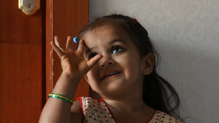 印度年幼女童mov格式视频下载_正版视频编号3724768-摄图网