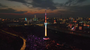 航拍夜色中的武汉电视塔和城市夜景视频素材