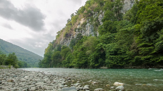 石头和岩石山河视频素材