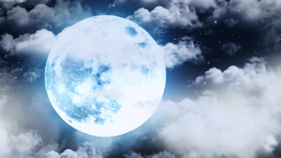 唯美动态4K大圆月亮动态夜空云层飘动视频背景视频素材