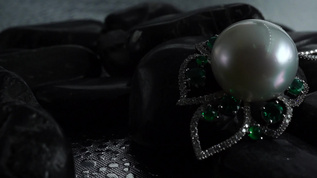 珠宝珍珠升格过光拍摄视频素材