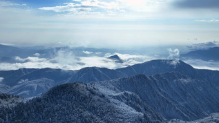 4K航拍西岭雪山冬天雪景云海视频素材视频素材