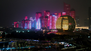 4K航拍杭州钱江新城为抗疫医护人员亮灯视频素材