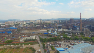 4k昆明安宁城市钢铁化工厂全景航拍视频素材