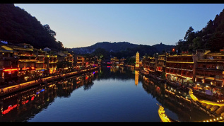 湖南凤凰古城夜景航拍视频素材