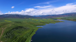 新疆山野水库航拍视频素材