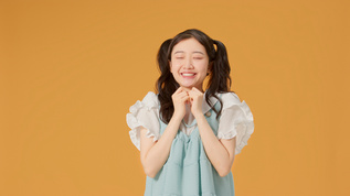 可爱的美少女在搞怪mp4格式视频下载_正版视频编号186844-摄图网