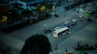 城市街头车辆行驶短视频视频素材