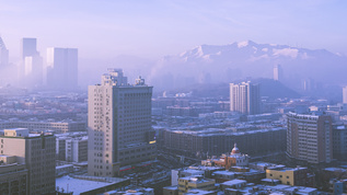 新疆乌鲁木齐清晨城市全景延时摄影视频素材
