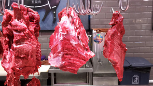 4K实拍新鲜牛肉视频素材
