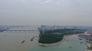 航拍长江与汉江在武汉龙王庙交汇江景视频视频素材