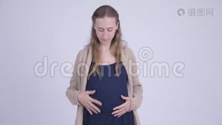 年轻有压力的孕妇看上去很震惊mov格式视频下载_正版视频编号1573272-摄图网