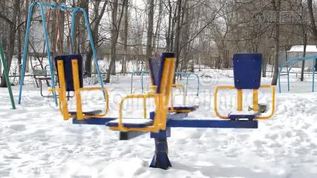 把香槟倒进杯子里mov格式视频下载_正版视频编号2330209-摄图网