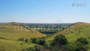 两个姐妹，塞弗斯基顿涅茨河，俄罗斯的风景，从上面看mp4格式视频下载_正版视频编号3232884-摄图网