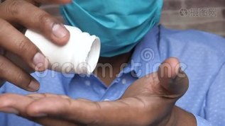 把药片贴在手心mov格式视频下载_正版视频编号1187037-摄图网