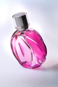 粉红色香气瓶图片