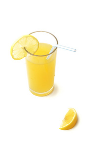 柠檬汽水 一杯或一瓶柠檬饮料