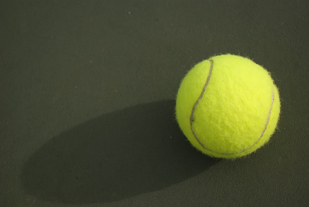 黄色的网球