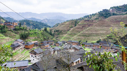 大寨村山区谷地中视图上方