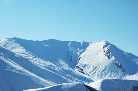 高山雪下