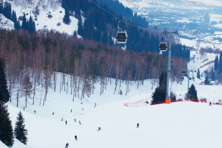 冬山滑雪度假村