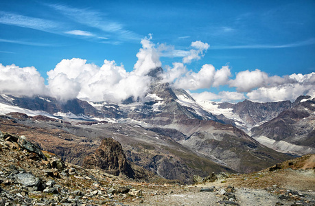 马特宏峰山崩地貌景观图片