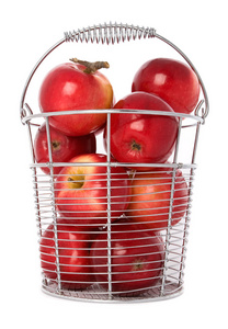桶里的红苹果