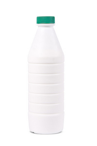 白色背景牛奶瓶