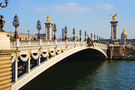 巴黎3号桥