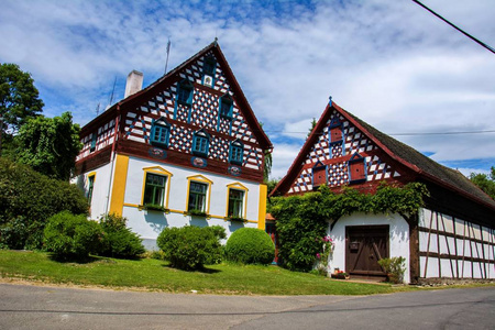 户外博物馆 Doubrava 附近历史名城海布民间建筑的木屋捷克共和国