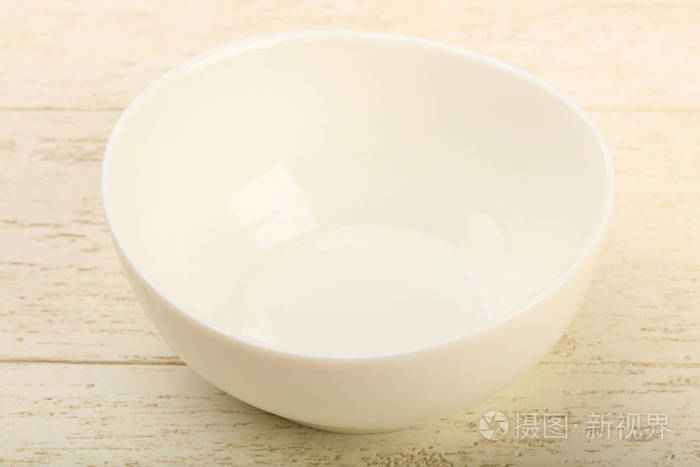 空的白碗