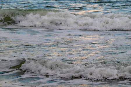 海泡石在海滩