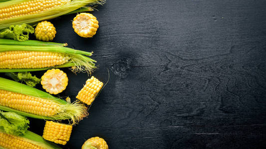 玉米。生的蔬菜
