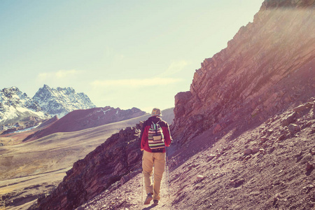 徒步旅行场景中 Vinicunca 库斯科地区 秘鲁