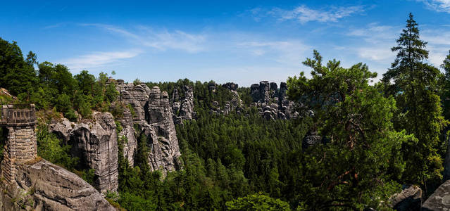 岩石在撒克逊瑞士国家公园。德国
