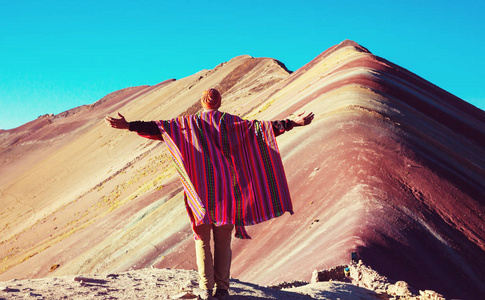 徒步旅行场景中 Vinicunca 库斯科地区 秘鲁