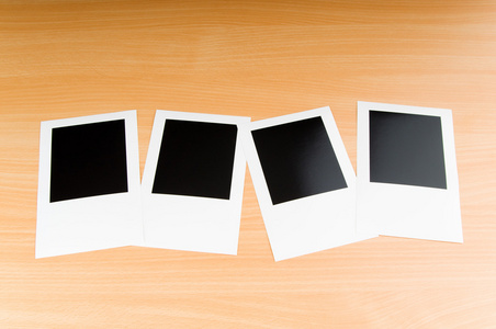 设计师概念空白相框为您的照片