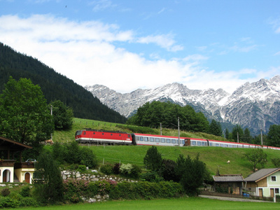 阿尔卑斯山的火车