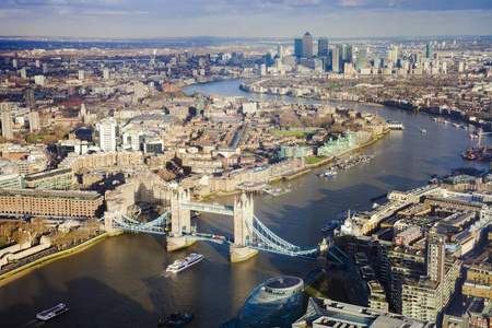 伦敦塔桥从空中俯瞰伦敦市