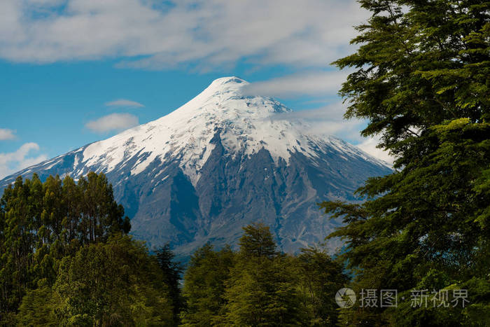 奥索尔诺火山